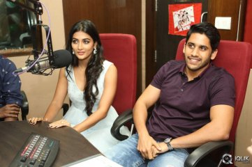 Oka Laila Kosam Movie Team at Red FM